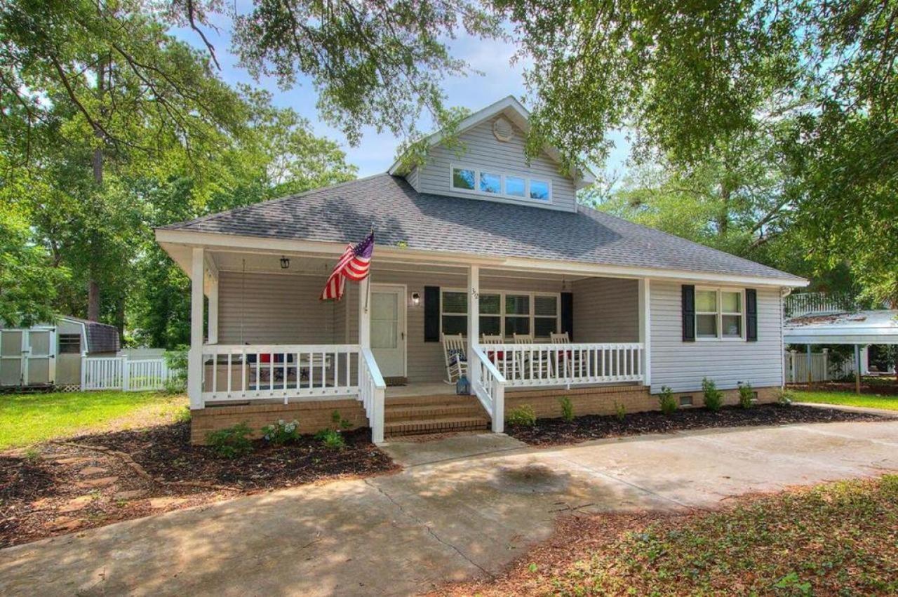 Livin' The Dream Villa Oak Island Exterior photo